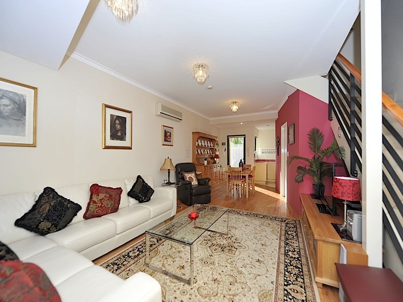 7/10 Kimberley Street, West Leederville WA 6007