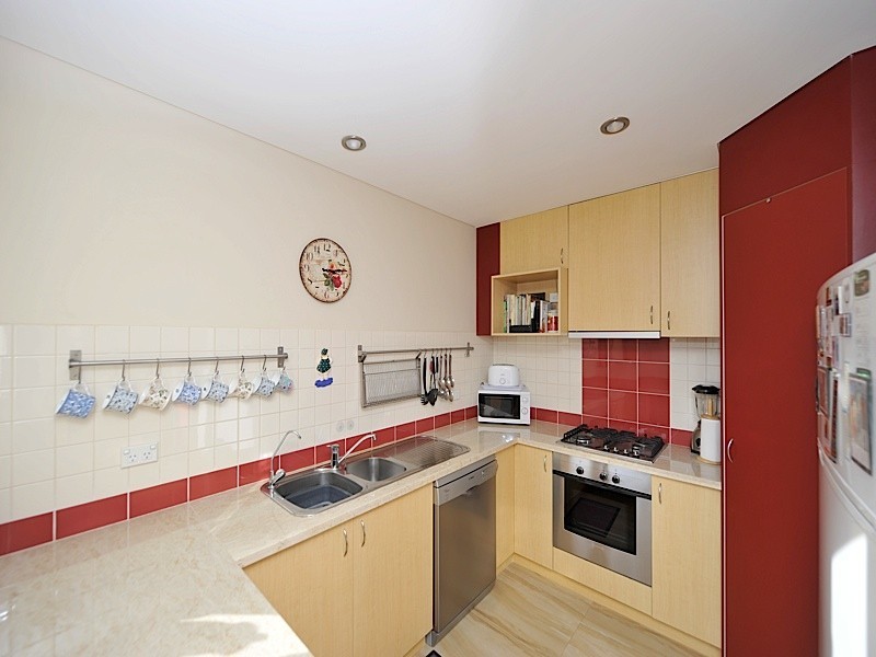 7/10 Kimberley Street, West Leederville WA 6007