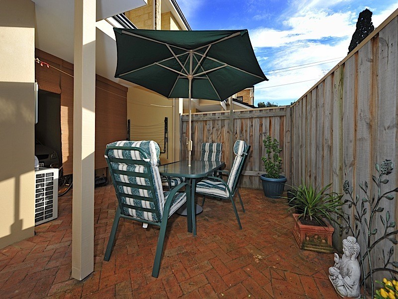7/10 Kimberley Street, West Leederville WA 6007