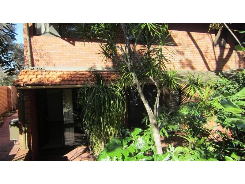 8a Hardy Road, Nedlands WA 6009