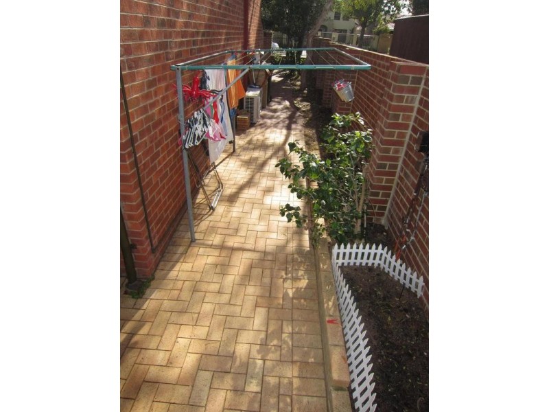 8a Hardy Road, Nedlands WA 6009