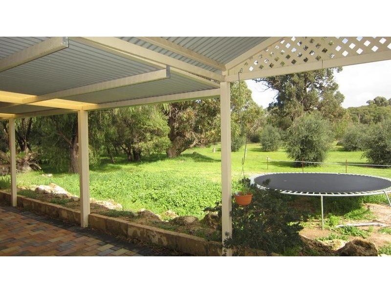 14 Holmes Road, Lake Clifton WA 6215