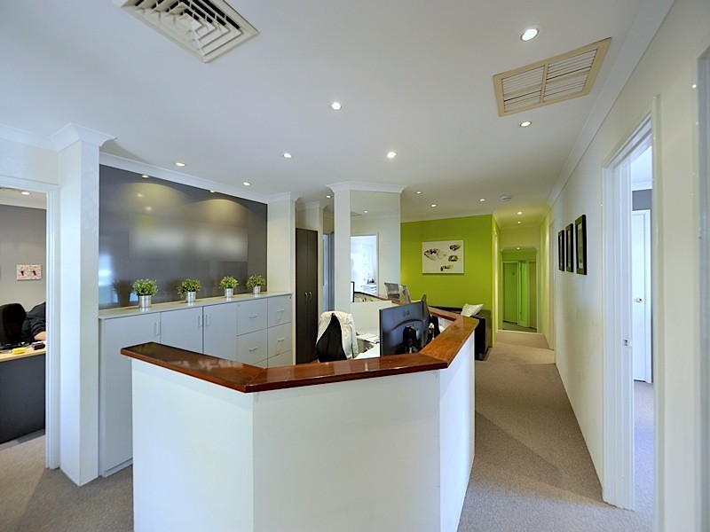 8 Cambridge Street, West Leederville WA 6007