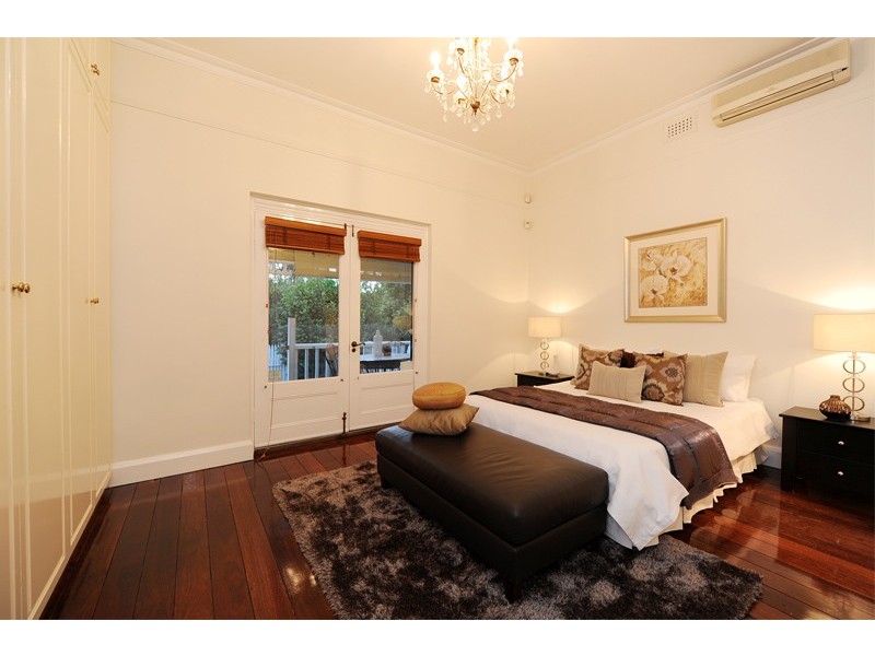 118 Derby Road, Shenton Park WA 6008