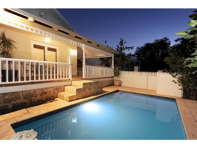 118 Derby Road, Shenton Park WA 6008