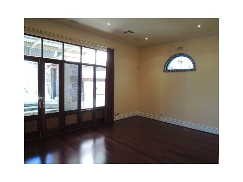 6 Robinson Street, Subiaco WA 6008