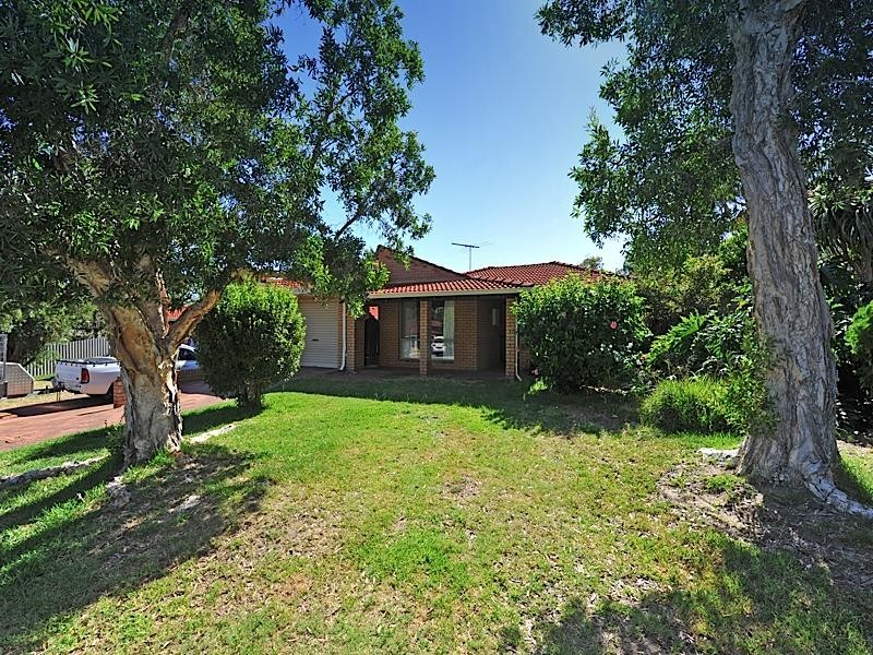 3B Mapleton Place, Duncraig WA 6023
