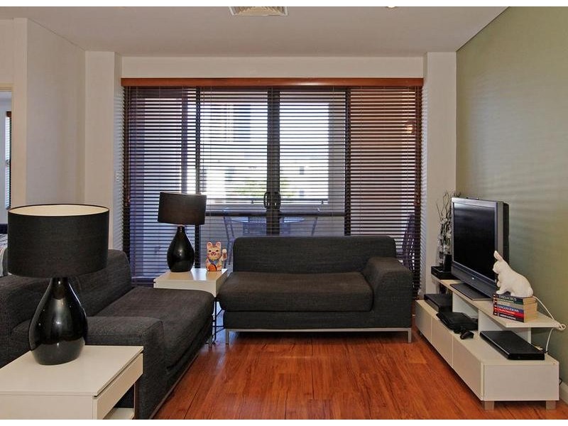 16/260 Newcastle Street, Perth WA 6000