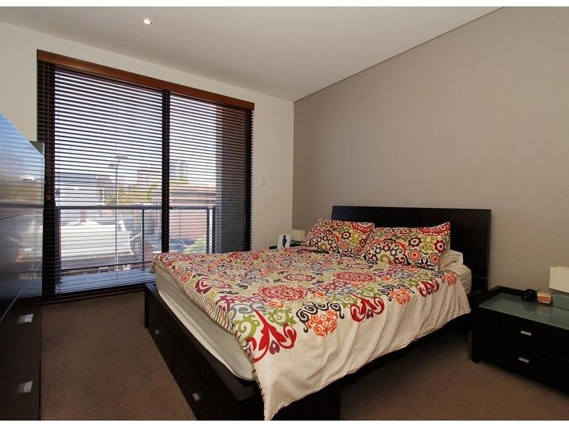 16/260 Newcastle Street, Perth WA 6000