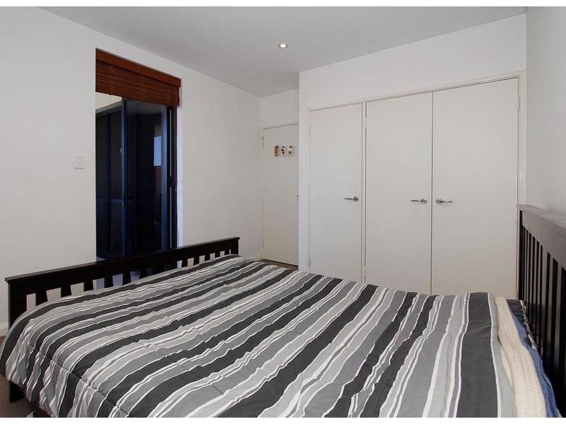 16/260 Newcastle Street, Perth WA 6000