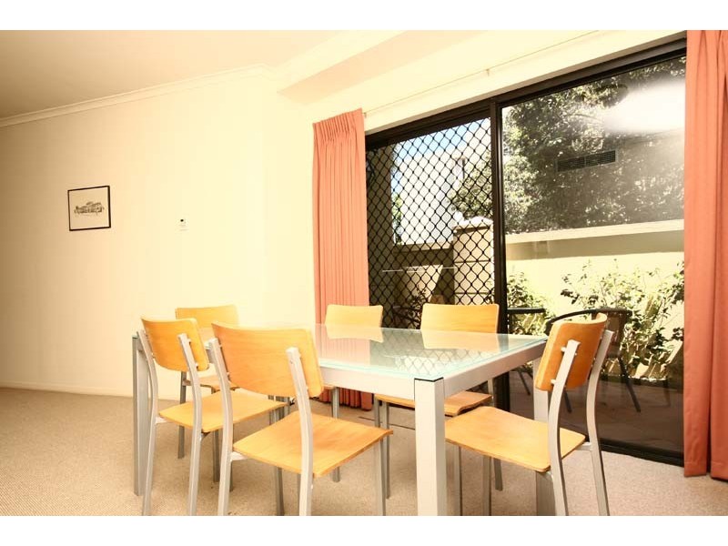 1/16 Kings Park Road, West Perth WA 6005