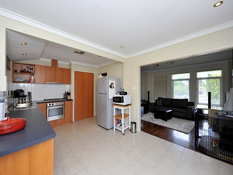 18 Jervois Street, Dianella WA 6059