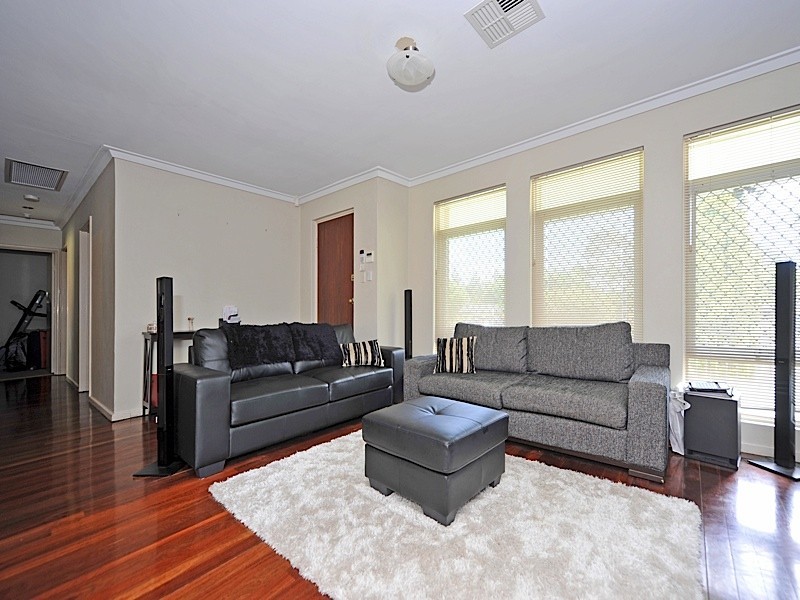 18 Jervois Street, Dianella WA 6059