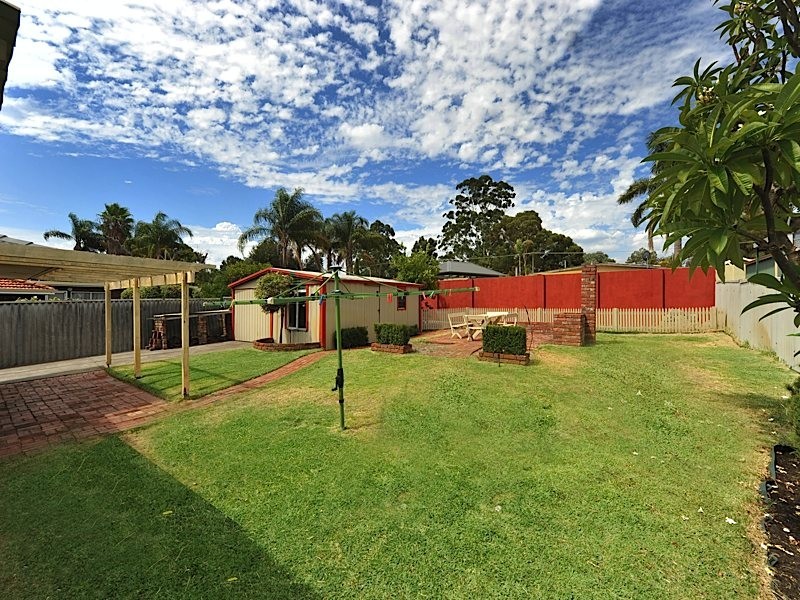 18 Jervois Street, Dianella WA 6059
