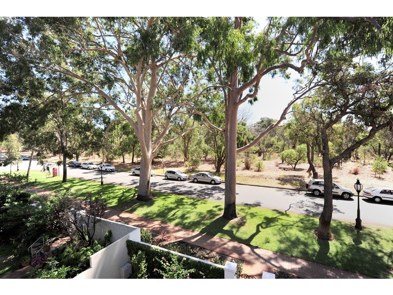 15/5 Park Avenue, Crawley WA 6009