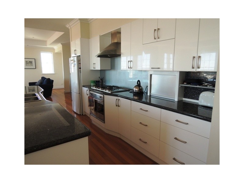 42/105 Colin Street, West Perth WA 6005