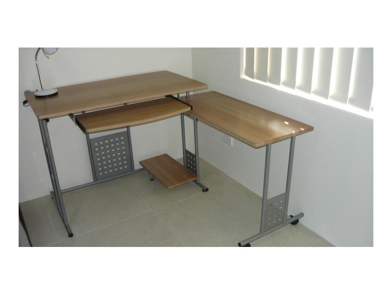 16b Dumond Street, Bentley WA 6102