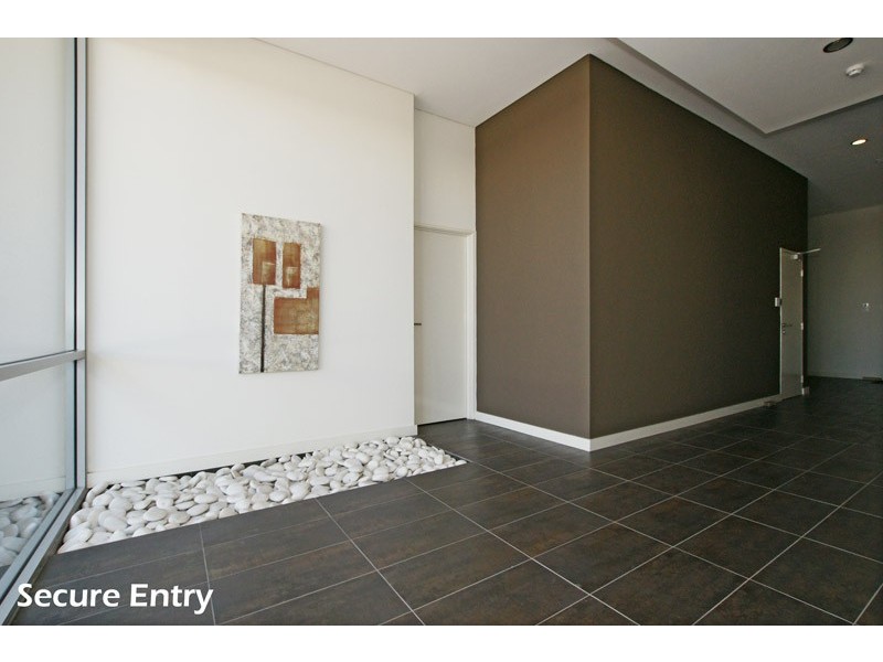 5/2 Braid Street, Perth WA 6000