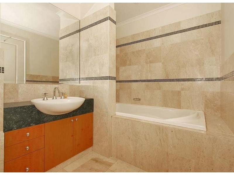 42/105 Colin Street, West Perth WA 6005