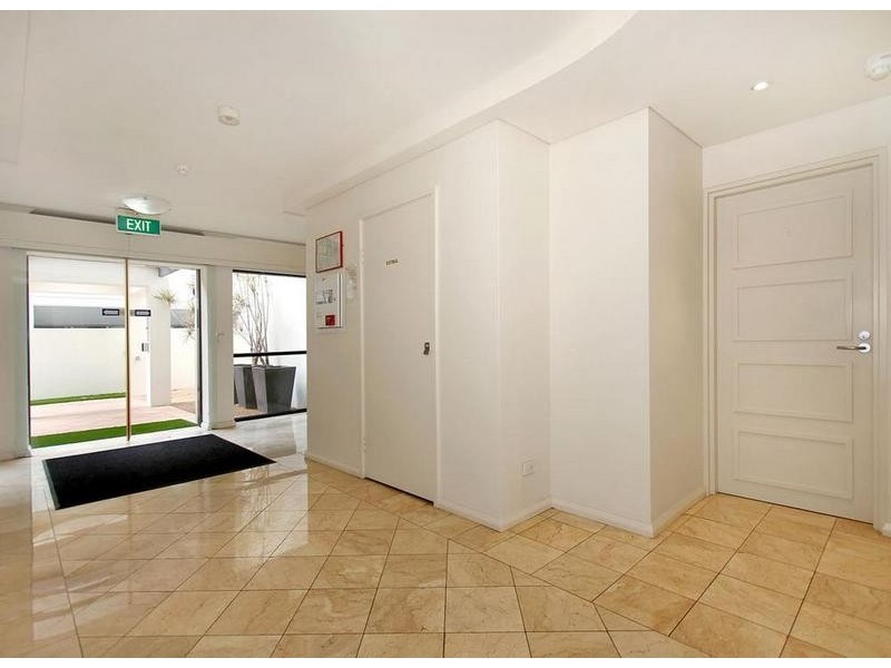 3/2 Colin Street, West Perth WA 6005