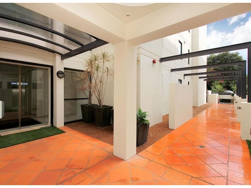 3/2 Colin Street, West Perth WA 6005