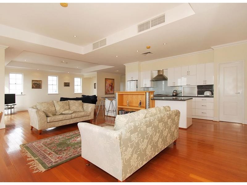 42/105 Colin Street, West Perth WA 6005
