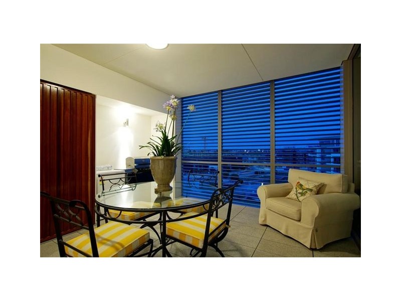 16/21 Ocean Drive, North Coogee WA 6163