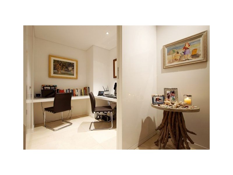 16/21 Ocean Drive, North Coogee WA 6163