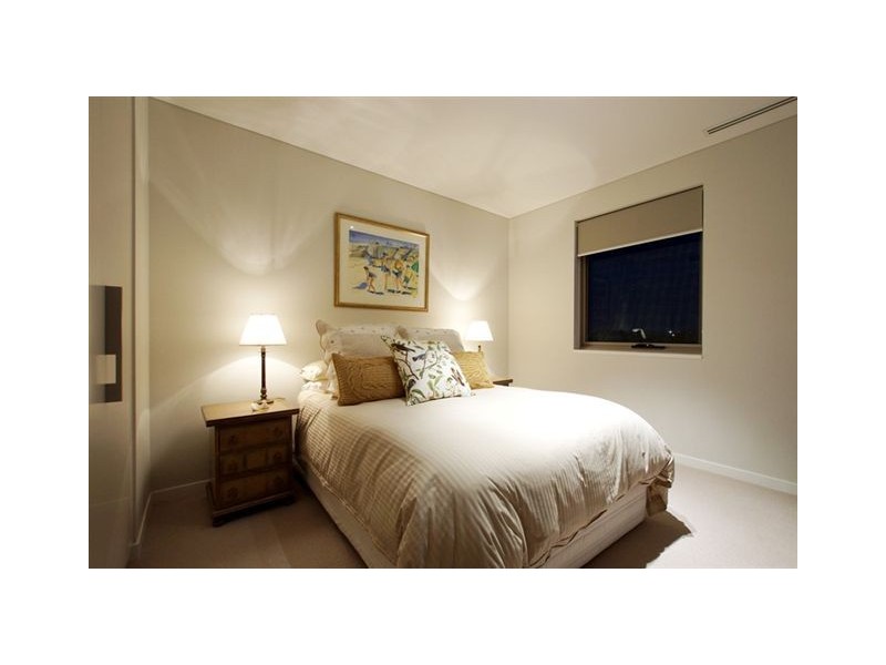 16/21 Ocean Drive, North Coogee WA 6163