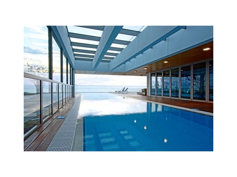 16/21 Ocean Drive, North Coogee WA 6163