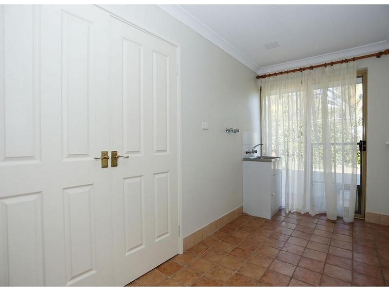 15 Springwood Way, Woodvale WA 6026