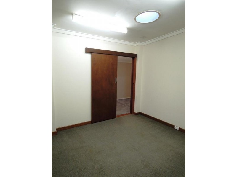 Front/House 16 Caple Street, Willagee WA 6156