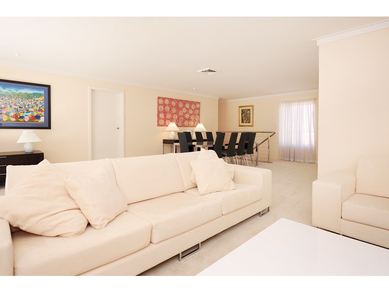 15/5 Park Avenue, Crawley WA 6009