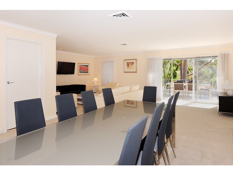 15/5 Park Avenue, Crawley WA 6009