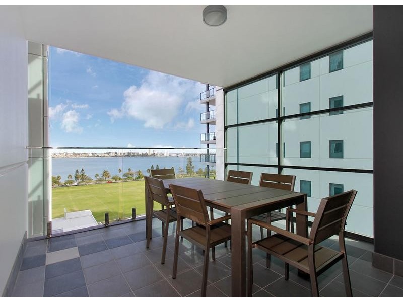 54/90 Terrace Road, Perth WA 6000