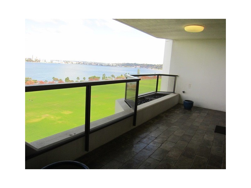 82/60 Terrace Road, East Perth WA 6004