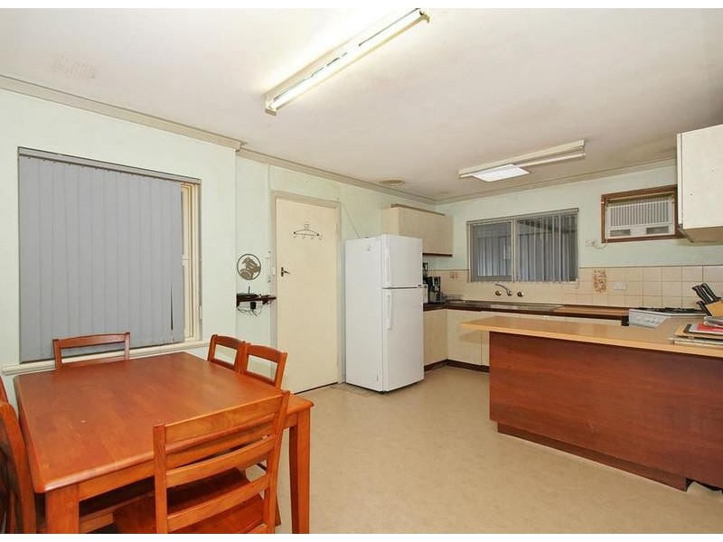 37 Appledore Street, Beckenham WA 6107