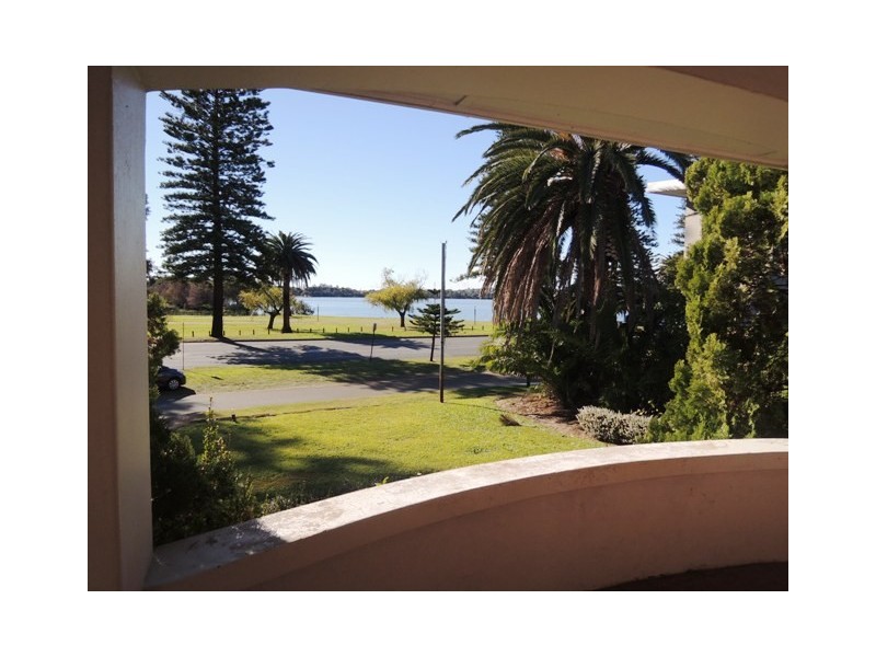 83 Lake Monger Drive, Wembley WA 6014