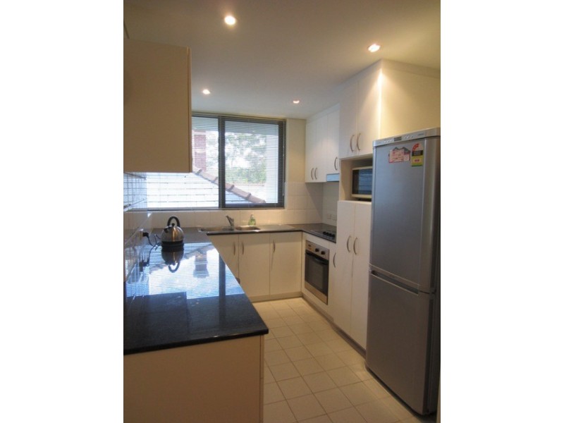 2/34 Kings Park Road, West Perth WA 6005