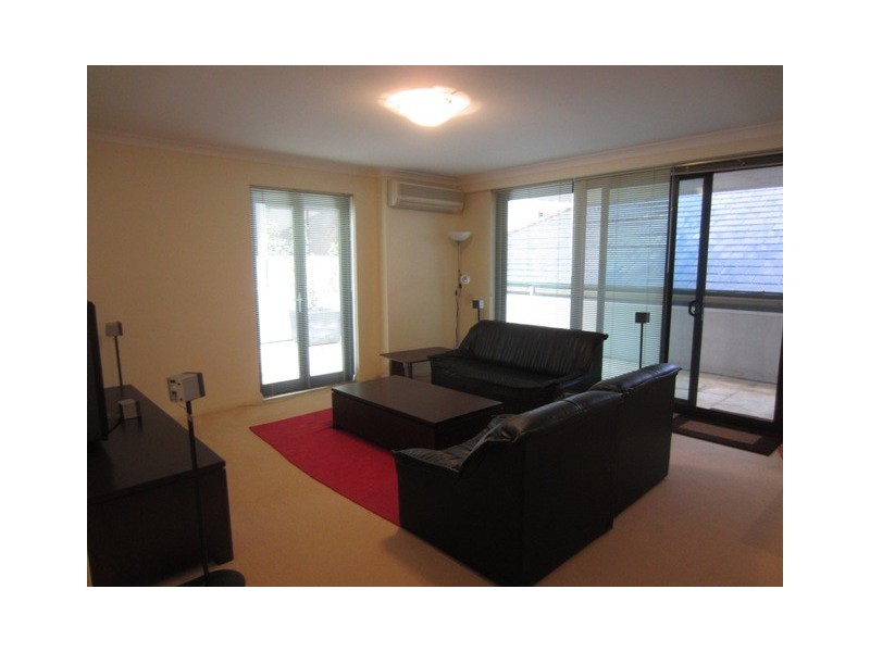 2/34 Kings Park Road, West Perth WA 6005