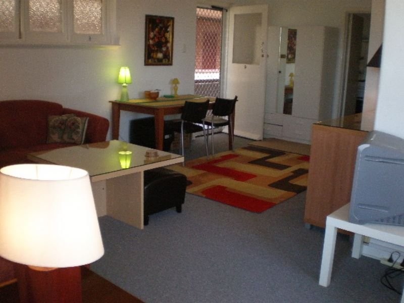 9/126 Terrace Road, Perth WA 6000