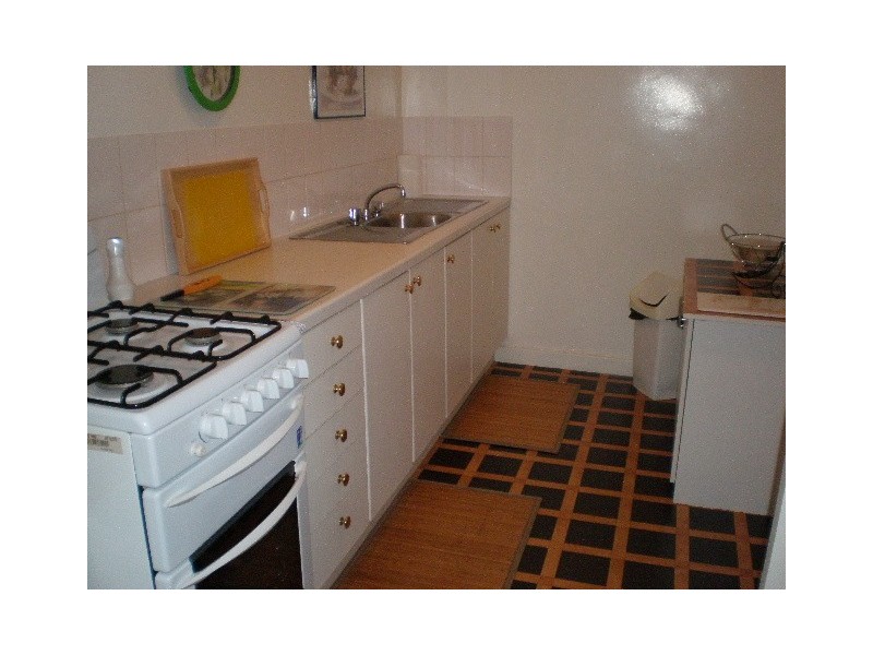 9/126 Terrace Road, Perth WA 6000