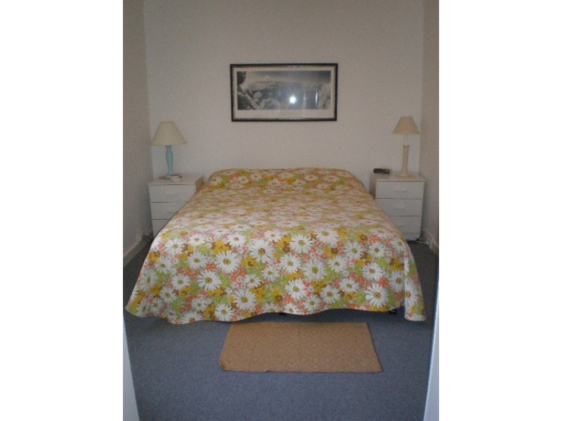 9/126 Terrace Road, Perth WA 6000