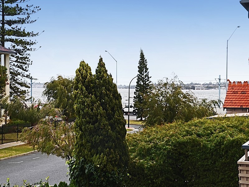 9/3 Bowman Street, South Perth WA 6151