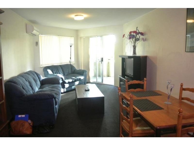 8/58 Nannine Place, Rivervale WA 6103