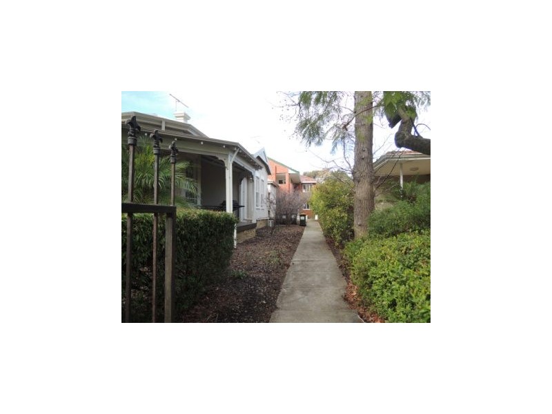 2/24 Colin Street, West Perth WA 6005