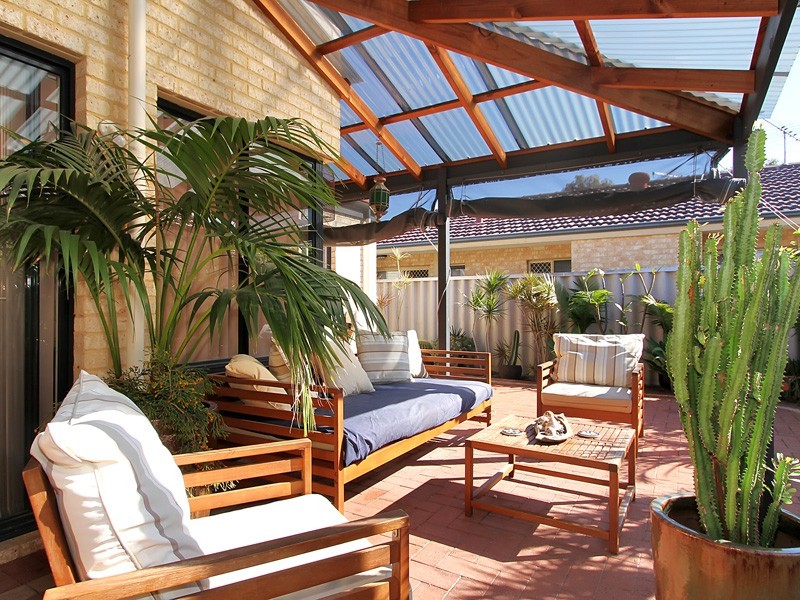 4 Madison Gardens, Stirling WA 6021