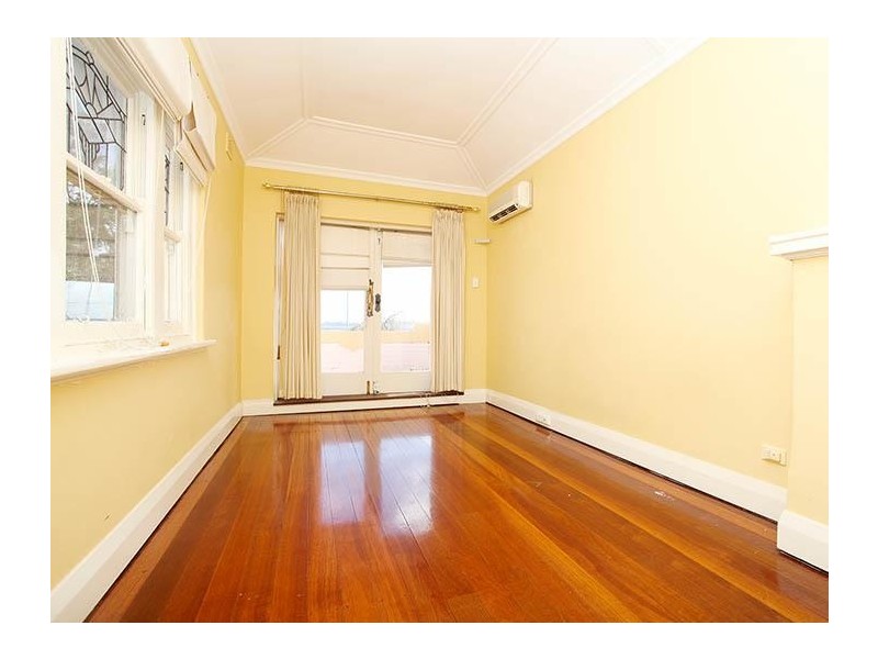 156 Melville Parade, Como WA 6152