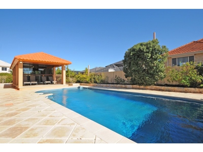 25 Kirribilli Court, Kallaroo WA 6025