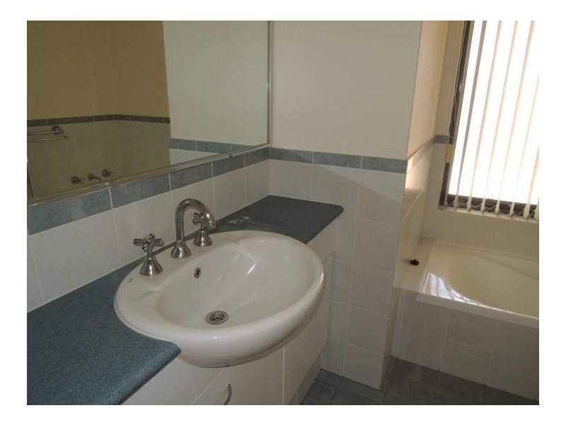 16 Santarosa Way, Stirling WA 6021